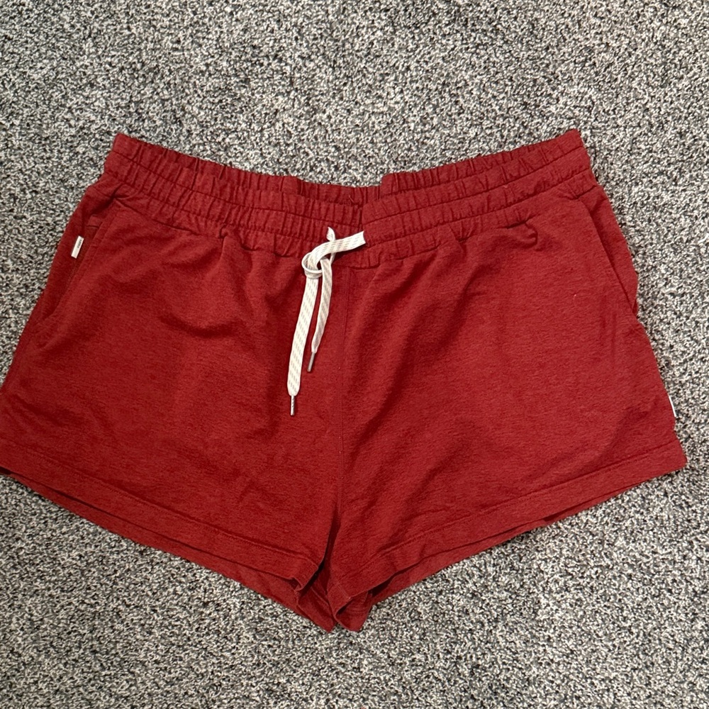 Casual Drawstring Women's Shorts in Burgundy